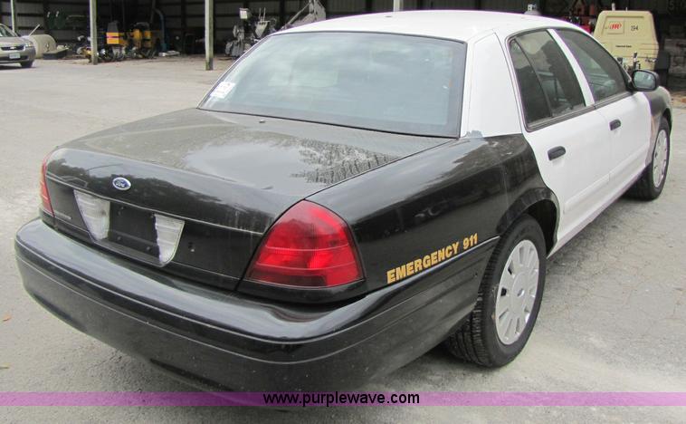 image for item A5024 2007 Ford Crown Victoria Police Interceptor