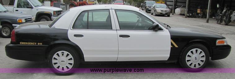 image for item A5024 2007 Ford Crown Victoria Police Interceptor