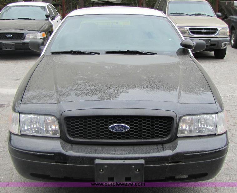 image for item A5024 2007 Ford Crown Victoria Police Interceptor