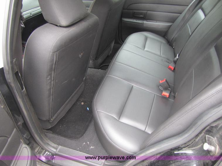 image for item A5024 2007 Ford Crown Victoria Police Interceptor