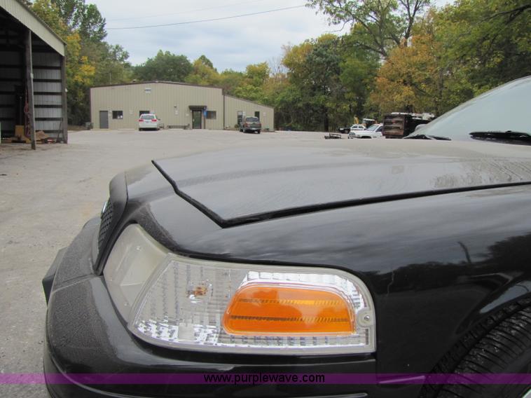 image for item A5025 2007 Ford Crown Victoria Police Interceptor