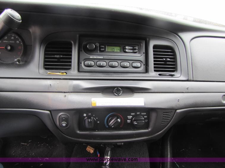 image for item A5025 2007 Ford Crown Victoria Police Interceptor