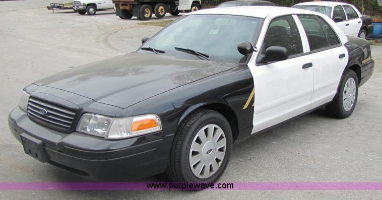 image for item A5026 2007 Ford Crown Victoria Police Interceptor