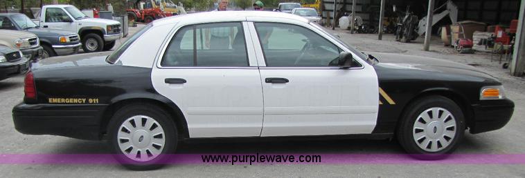image for item A5026 2007 Ford Crown Victoria Police Interceptor