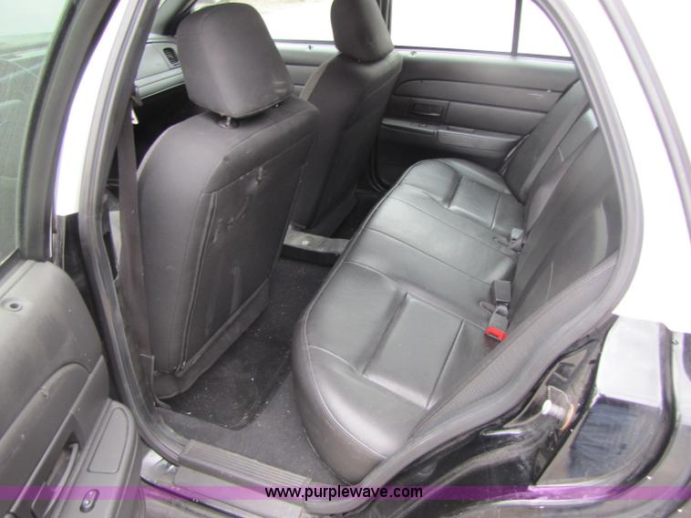 image for item A5026 2007 Ford Crown Victoria Police Interceptor