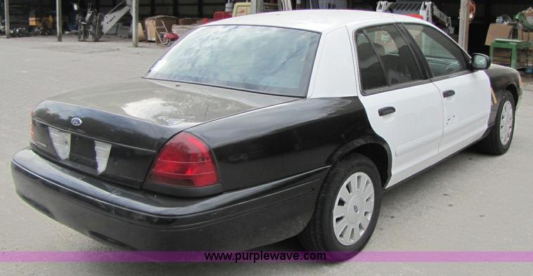 image for item A5027 2007 Ford Crown Victoria Police Interceptor
