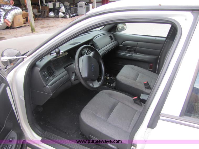 image for item A5027 2007 Ford Crown Victoria Police Interceptor