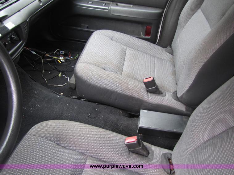 image for item A5027 2007 Ford Crown Victoria Police Interceptor