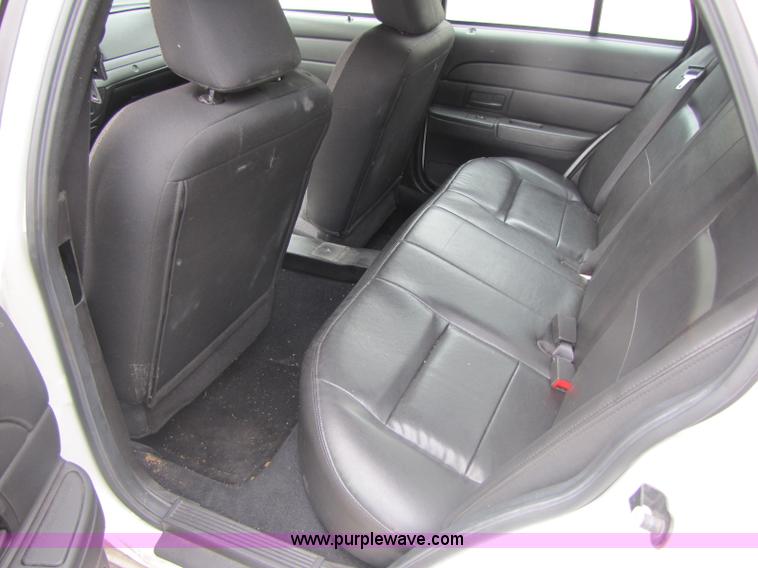 image for item A5027 2007 Ford Crown Victoria Police Interceptor