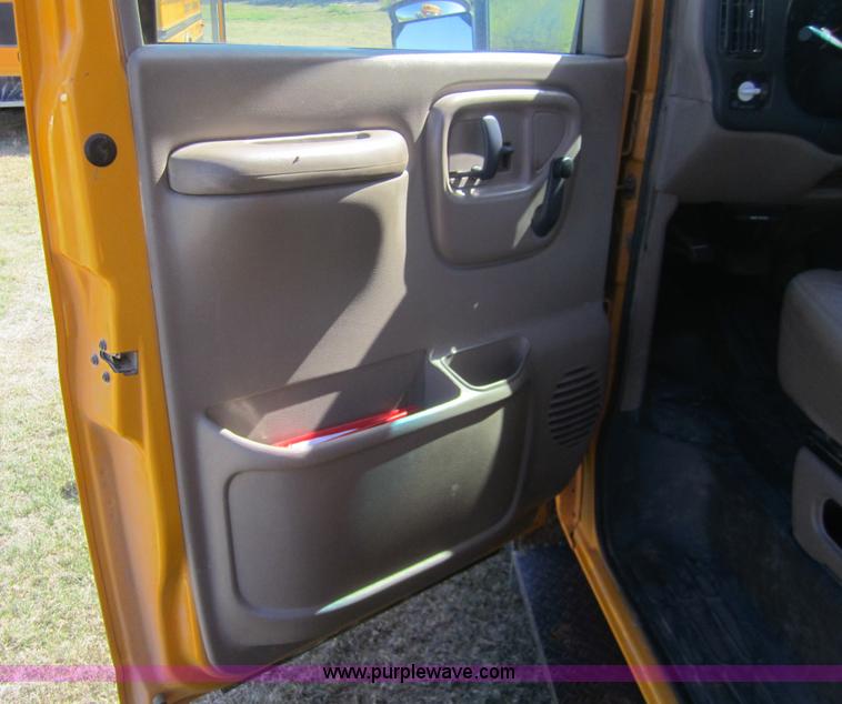 image for item B3018 1997 Chevrolet G3500 Blue Bird school bus