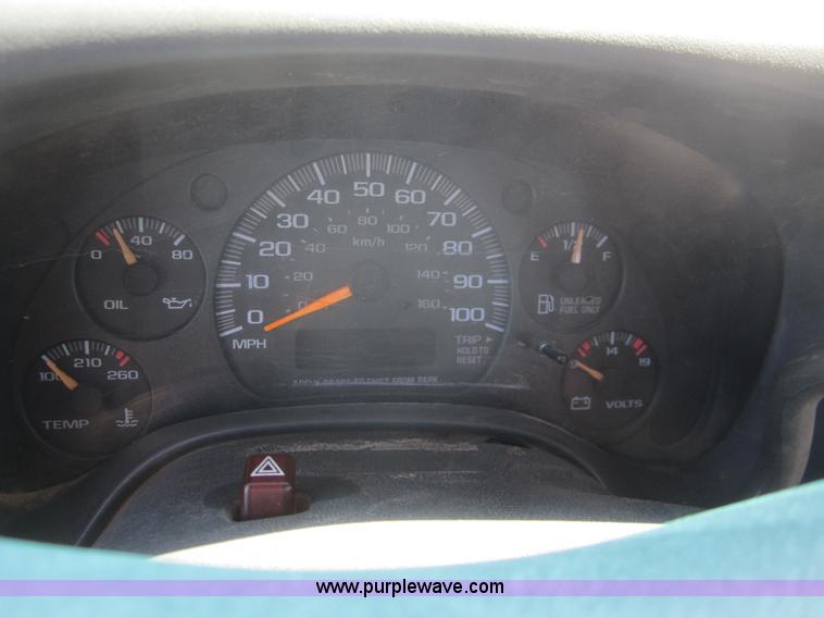 image for item B3018 1997 Chevrolet G3500 Blue Bird school bus