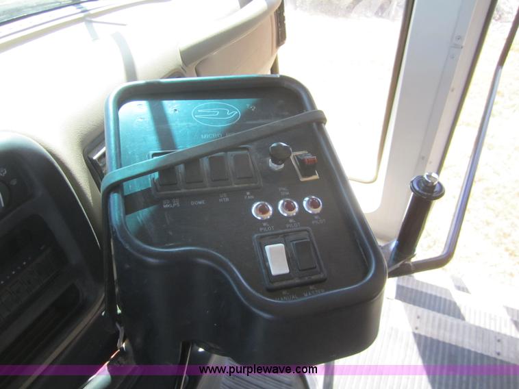 image for item B3018 1997 Chevrolet G3500 Blue Bird school bus