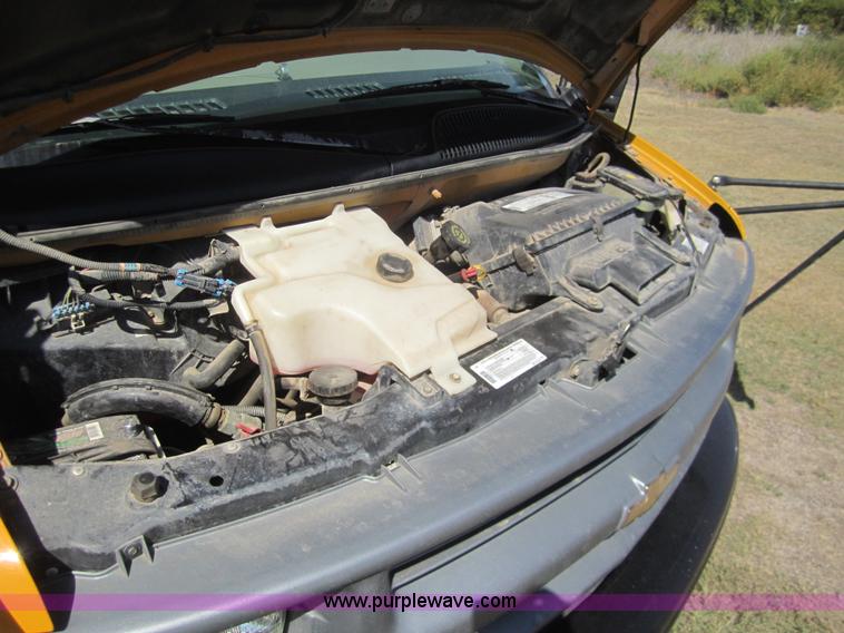 image for item B3018 1997 Chevrolet G3500 Blue Bird school bus