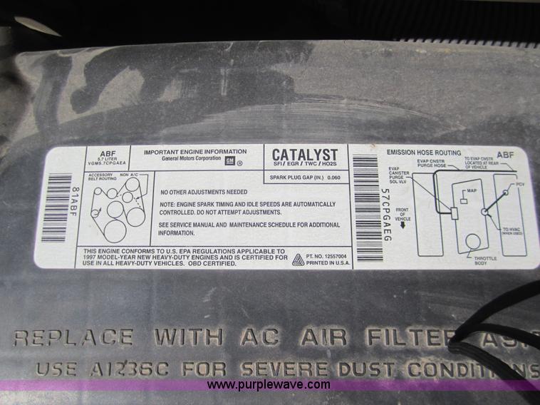 image for item B3018 1997 Chevrolet G3500 Blue Bird school bus