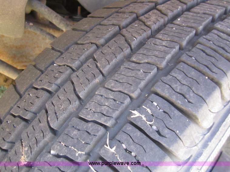 image for item B3018 1997 Chevrolet G3500 Blue Bird school bus