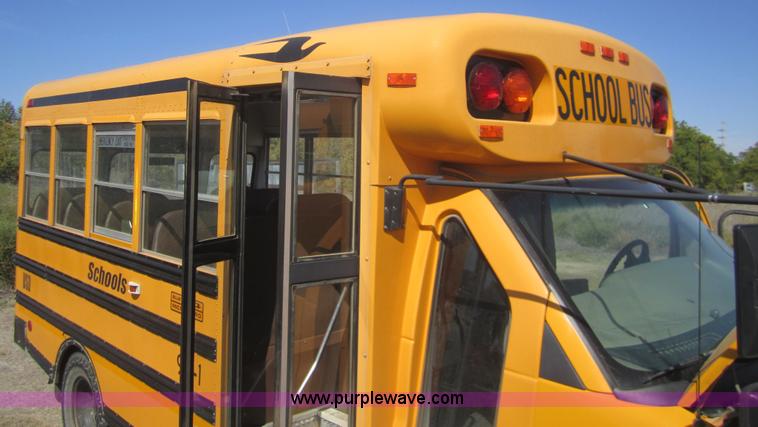 image for item B3018 1997 Chevrolet G3500 Blue Bird school bus