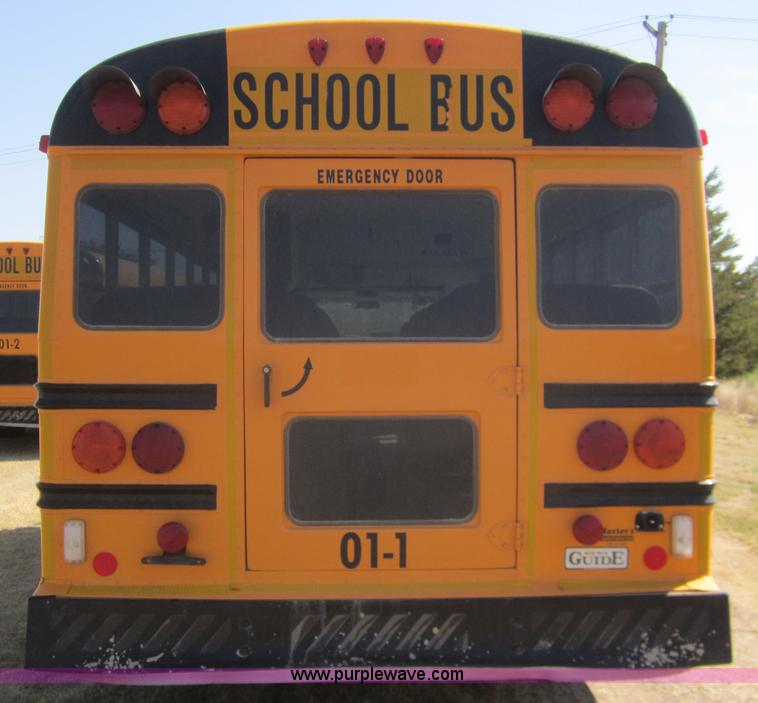 image for item B3019 2001 Chevrolet Express G3500 school bus