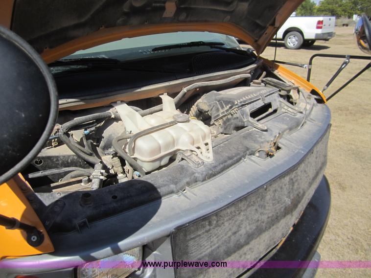 image for item B3019 2001 Chevrolet Express G3500 school bus