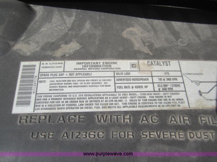 image for item B3019 2001 Chevrolet Express G3500 school bus