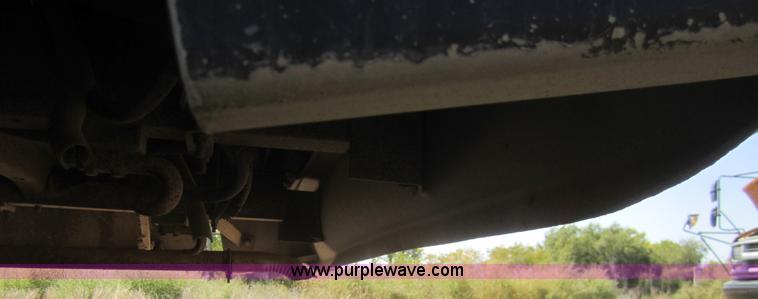 image for item B3019 2001 Chevrolet Express G3500 school bus