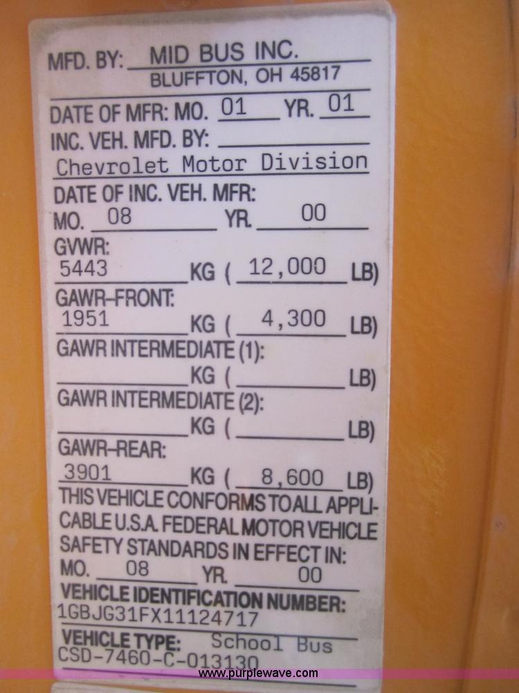 image for item B3019 2001 Chevrolet Express G3500 school bus