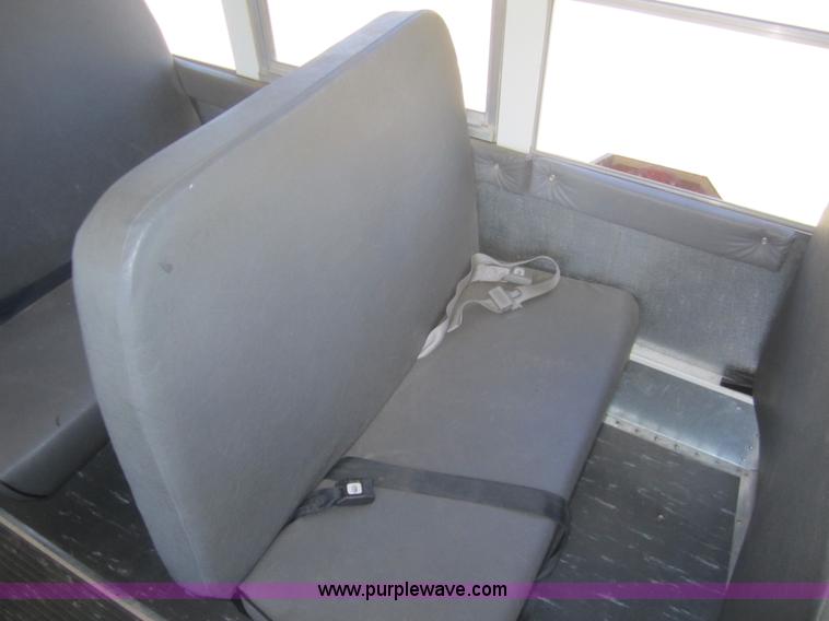 image for item B3020 2001 Chevrolet Express G3500 school bus