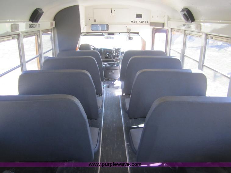 image for item B3020 2001 Chevrolet Express G3500 school bus