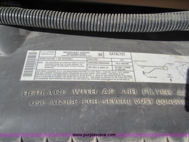 image for item B3020 2001 Chevrolet Express G3500 school bus