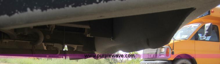 image for item B3020 2001 Chevrolet Express G3500 school bus