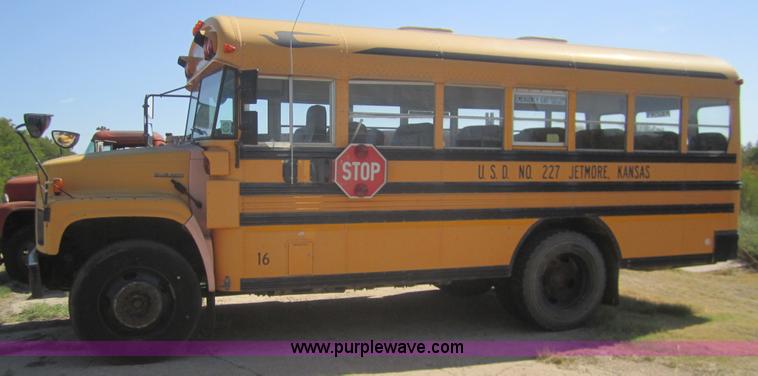 image for item B3021 1996 Chevrolet B7 Blue Bird school bus