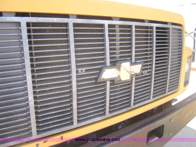 image for item B3021 1996 Chevrolet B7 Blue Bird school bus