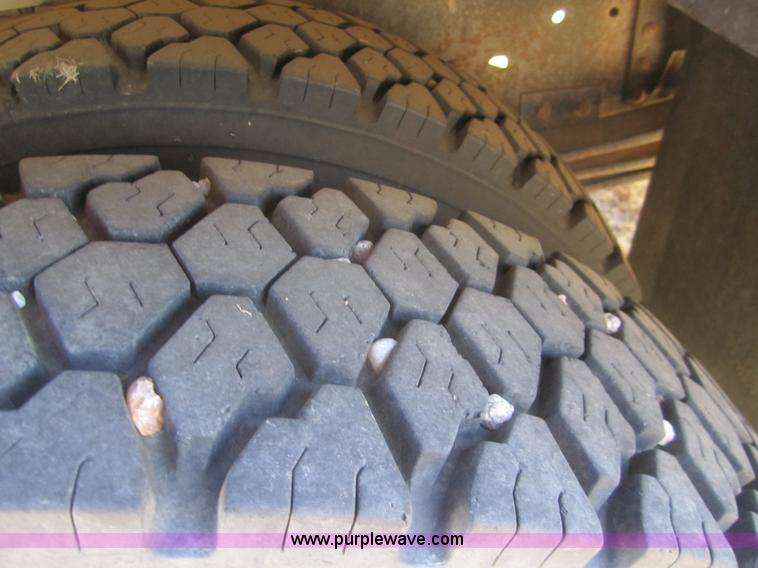 image for item B3021 1996 Chevrolet B7 Blue Bird school bus