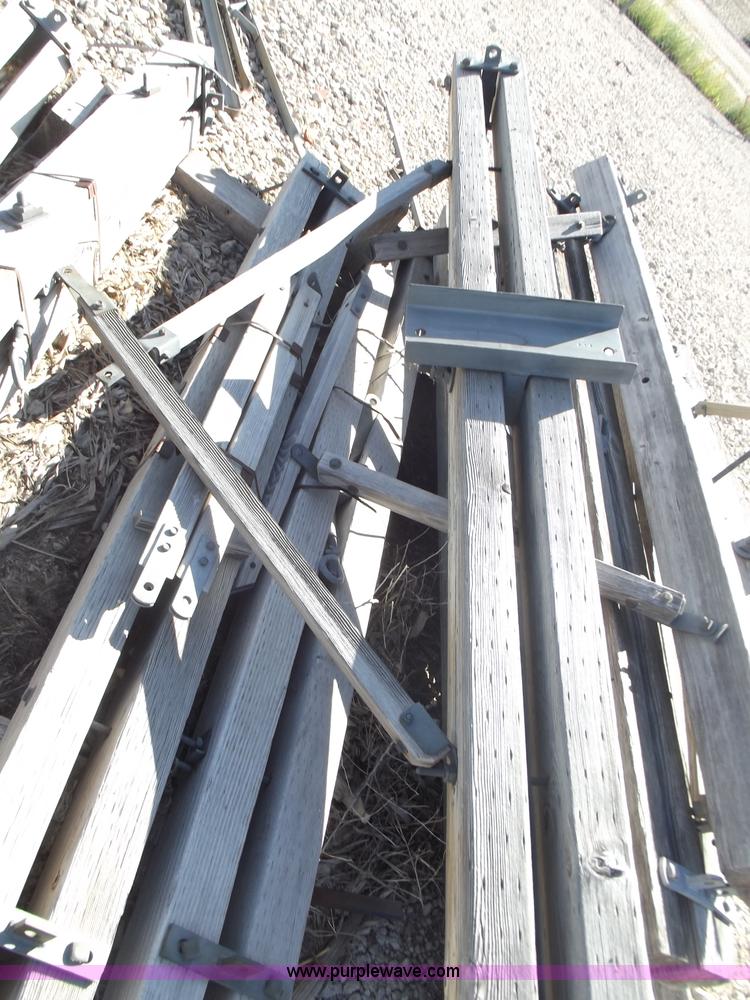 image for item B5003 (14) double wooden cross arms