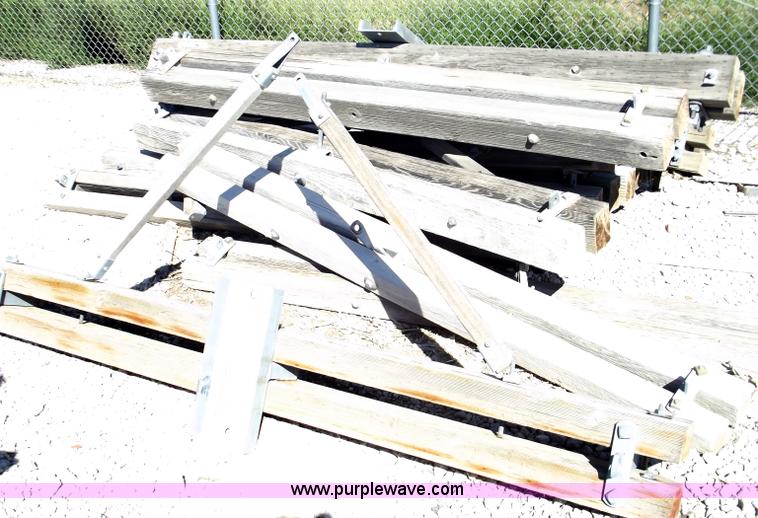 image for item B5003 (14) double wooden cross arms