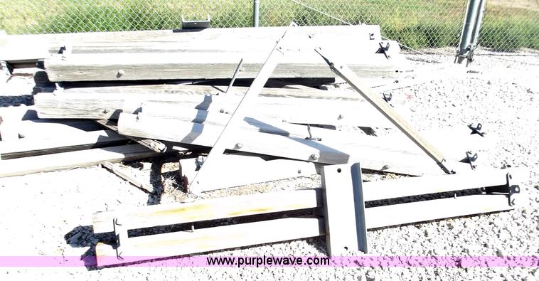 image for item B5003 (14) double wooden cross arms