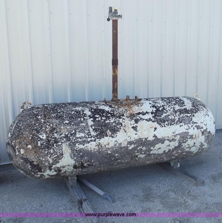 image for item B5004 1967 Trinity Steel 500 gallon LP tank