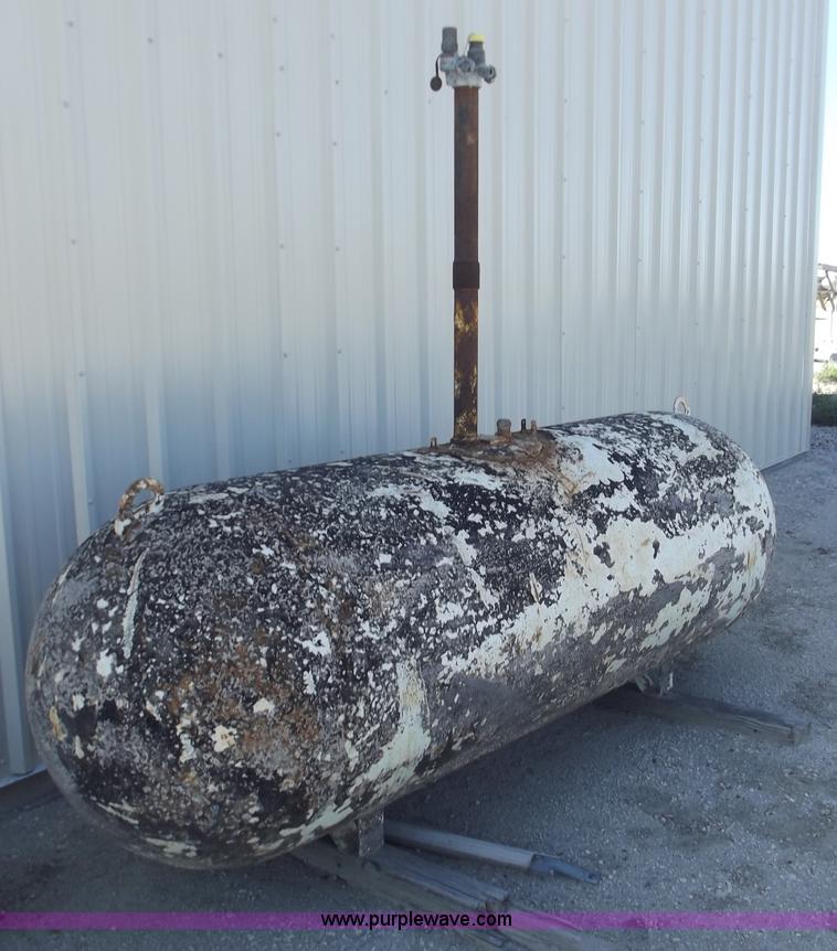 image for item B5004 1967 Trinity Steel 500 gallon LP tank