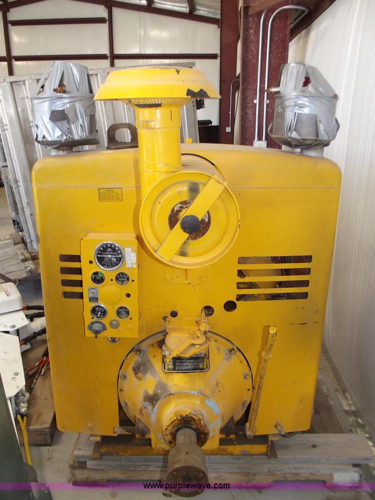 image for item B5007 1968 International UV549 eight cylinder LP engine