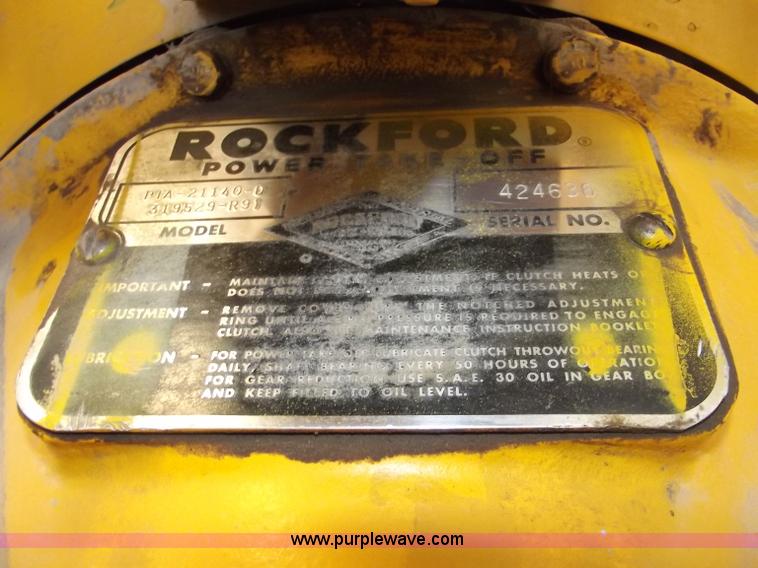 image for item B5007 1968 International UV549 eight cylinder LP engine