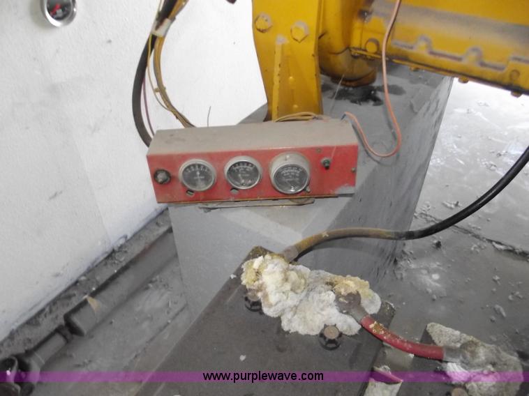 image for item B5013 1980 Caterpillar 3306 diesel engine