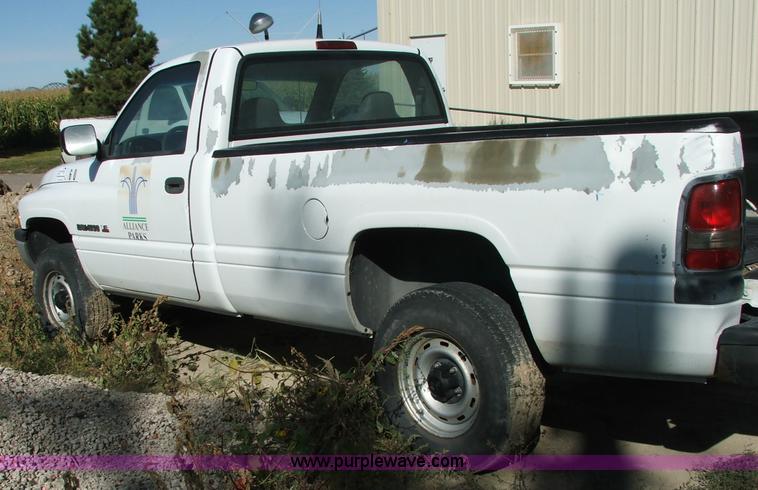 image for item B5016 1997 Dodge Ram 1500 pickup truck