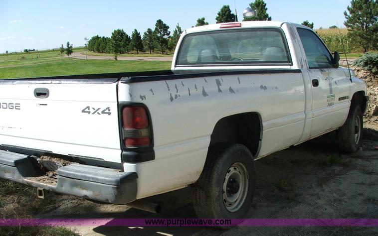 image for item B5016 1997 Dodge Ram 1500 pickup truck