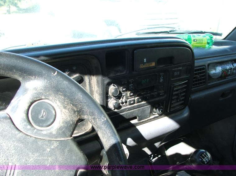 image for item B5016 1997 Dodge Ram 1500 pickup truck