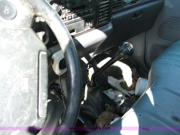image for item B5016 1997 Dodge Ram 1500 pickup truck