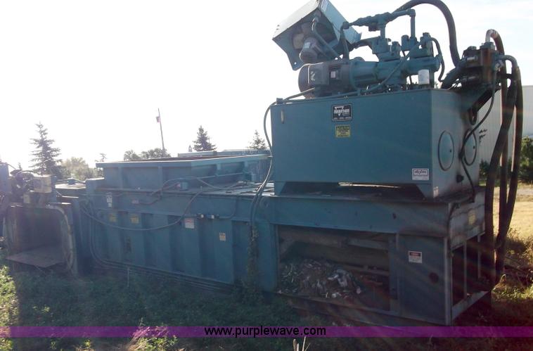 image for item B5018 1997 Marathon two ram trash baler