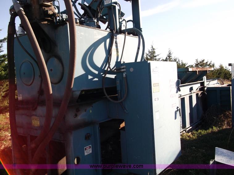 image for item B5018 1997 Marathon two ram trash baler