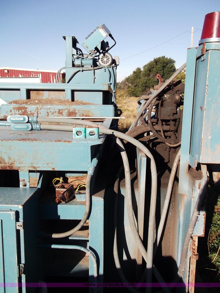image for item B5018 1997 Marathon two ram trash baler