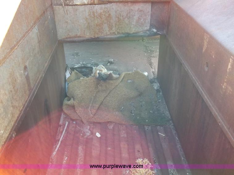 image for item B5018 1997 Marathon two ram trash baler