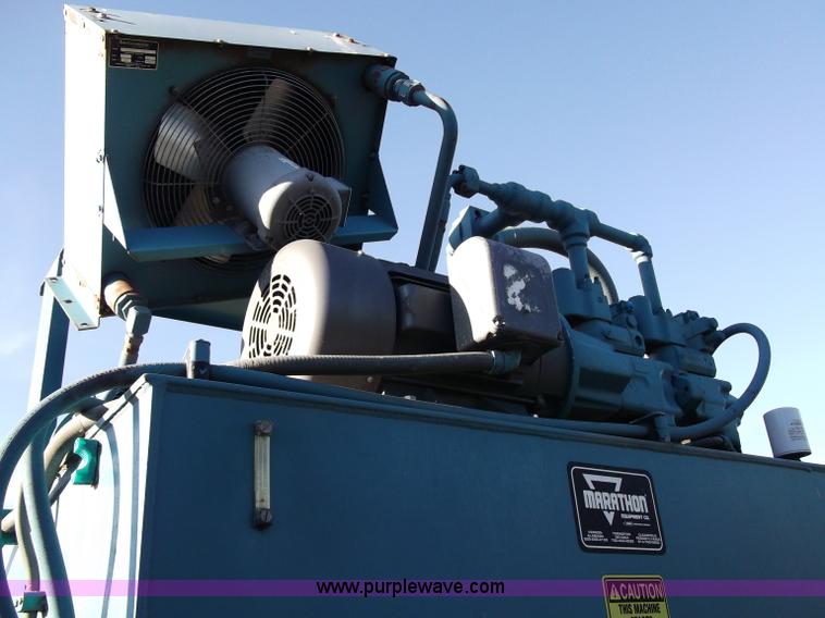 image for item B5018 1997 Marathon two ram trash baler