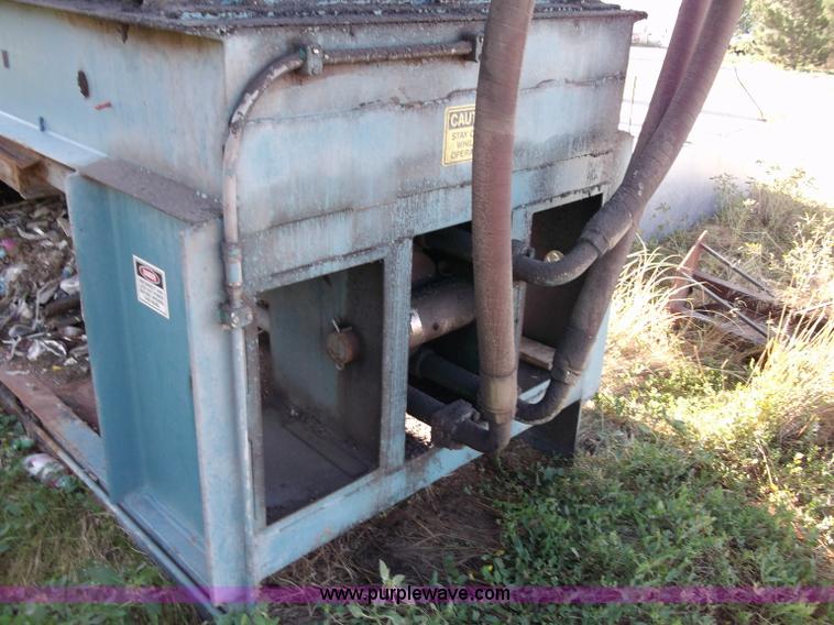 image for item B5018 1997 Marathon two ram trash baler